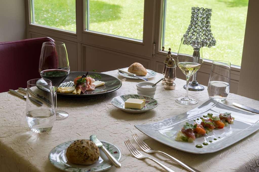 Moulin De Daverdisse 餐厅 照片